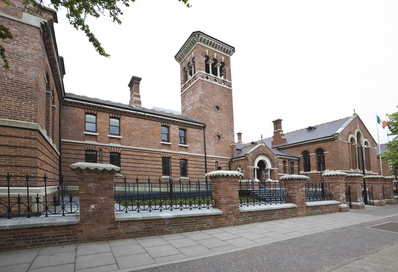 Cork Courthouse, Anglesea Street